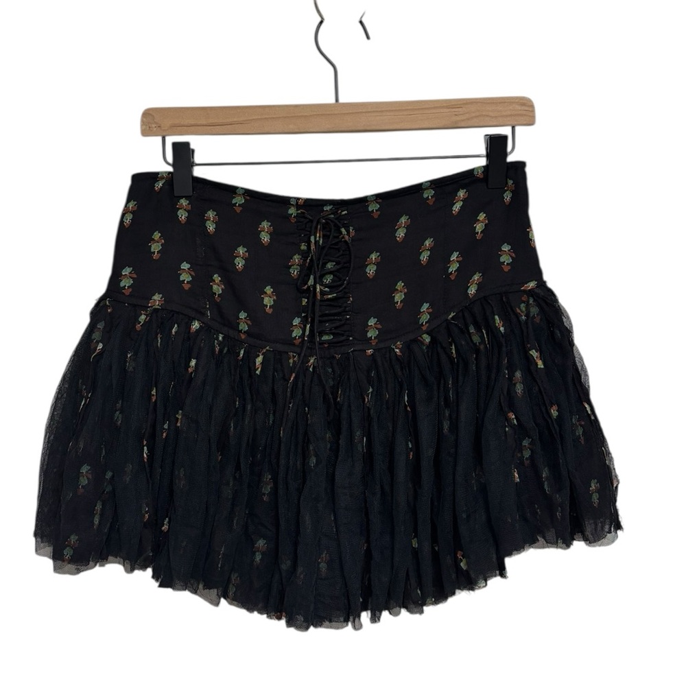 Free People FP One Blossom Mini Skort in Black - Size M - Picture 3 of 9